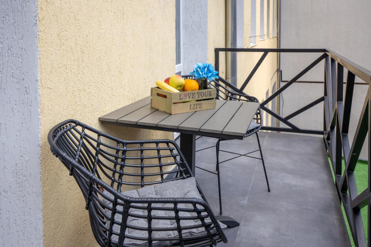 Alfa Apartments Kulisha 40 إلفيف المظهر الخارجي الصورة